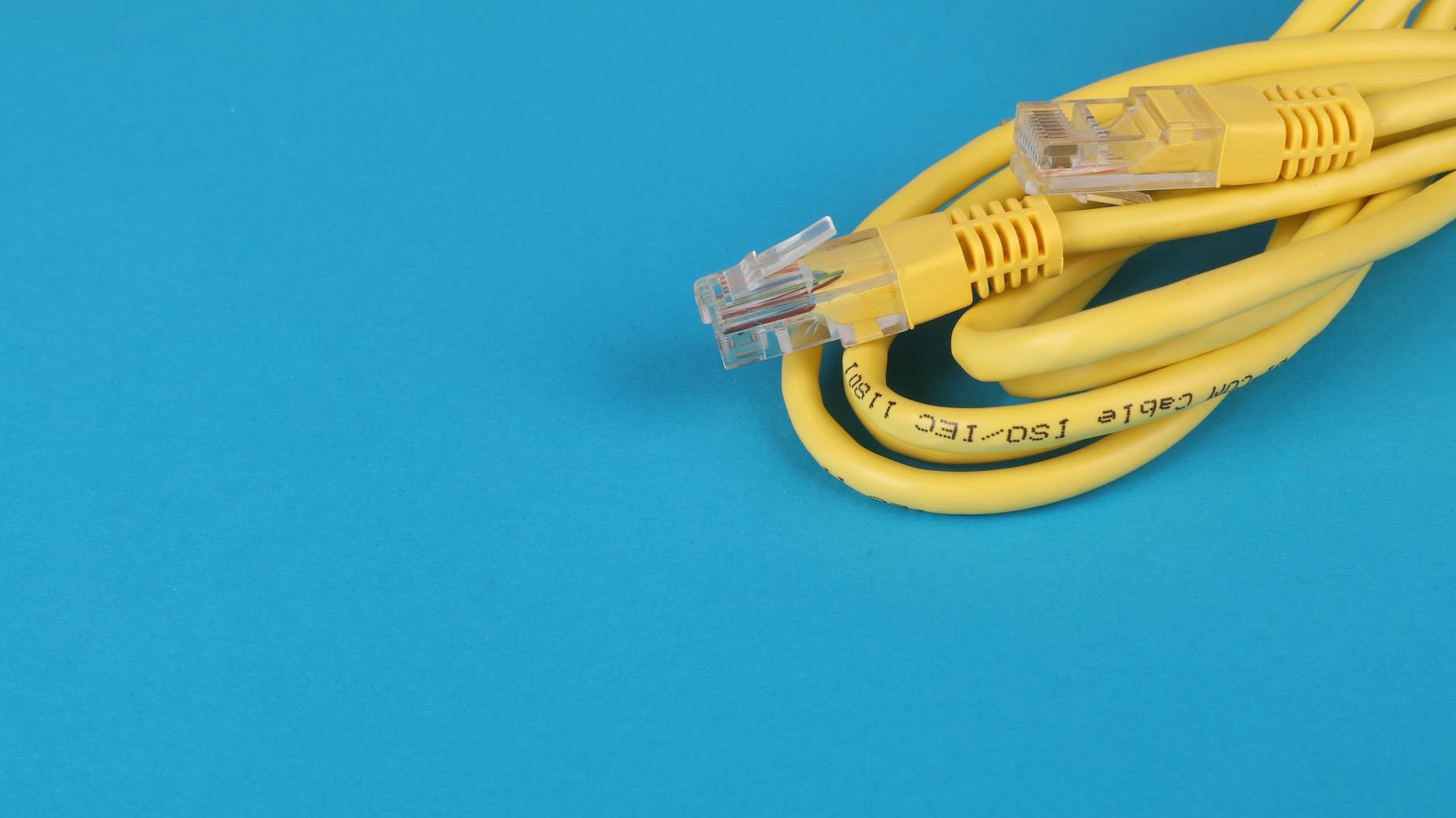 Je perdais 90 % de mon débit fibre à cause d'un câble que j'avais branché sans vérifier une inscription minuscule