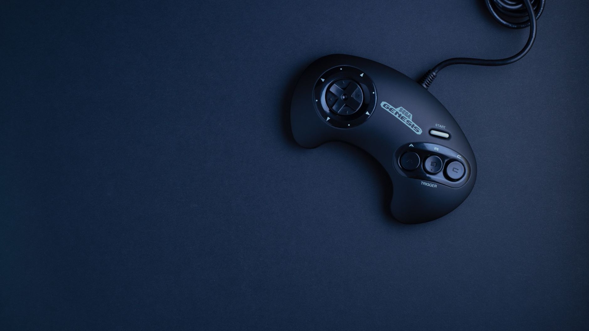 « Elle s'est éteinte en trois secondes et n'est jamais repartie » : pourquoi cette Mega Drive rachetée 30 € en vide-grenie...