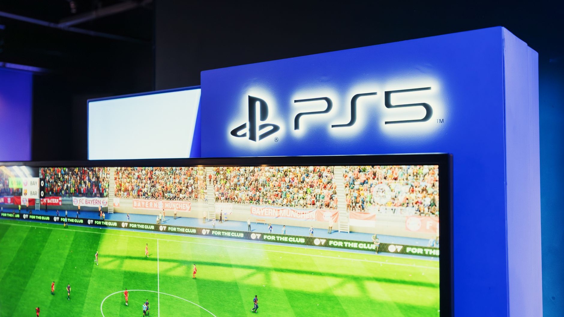 J'ai découvert 230 € de FIFA Points sur le compte PlayStation de mon fils de 13 ans : la réponse du service client tenait ...
