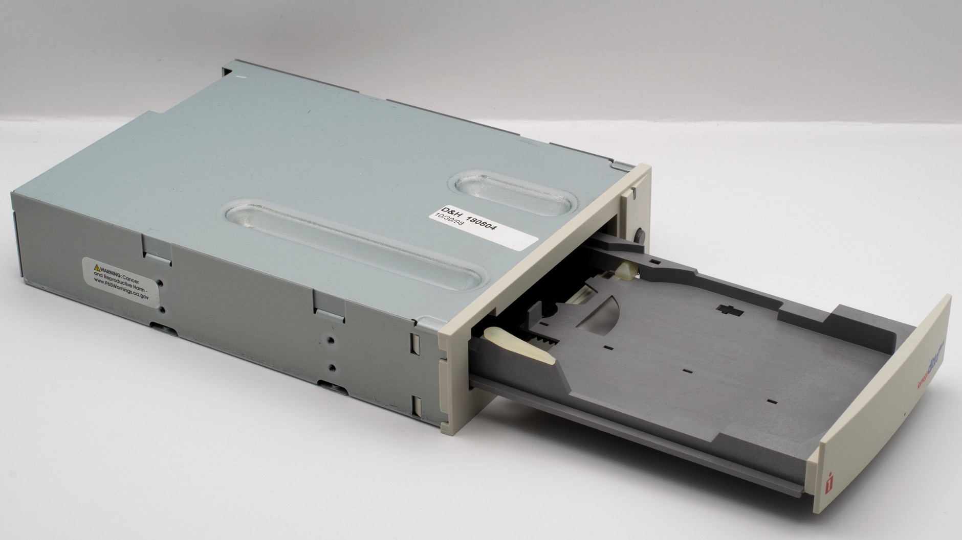 Fini le lecteur Blu-ray qu'on déplace d'une PS5 à l'autre : la console le voit encore, mais plus aucun film ne veut s'ouvrir